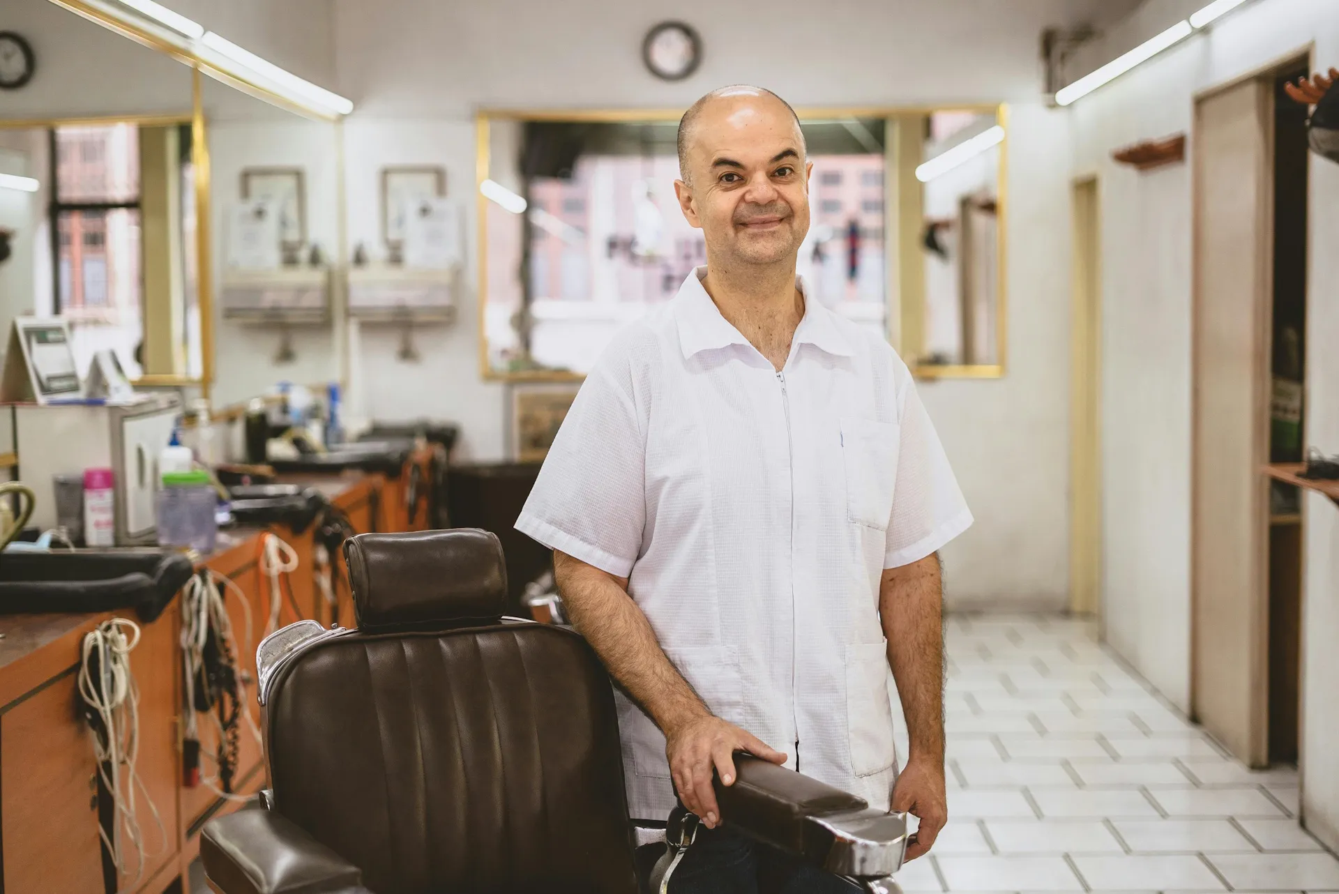 Barber Chair Trends 2025: How Furniture Shapes the Future of Barbershops